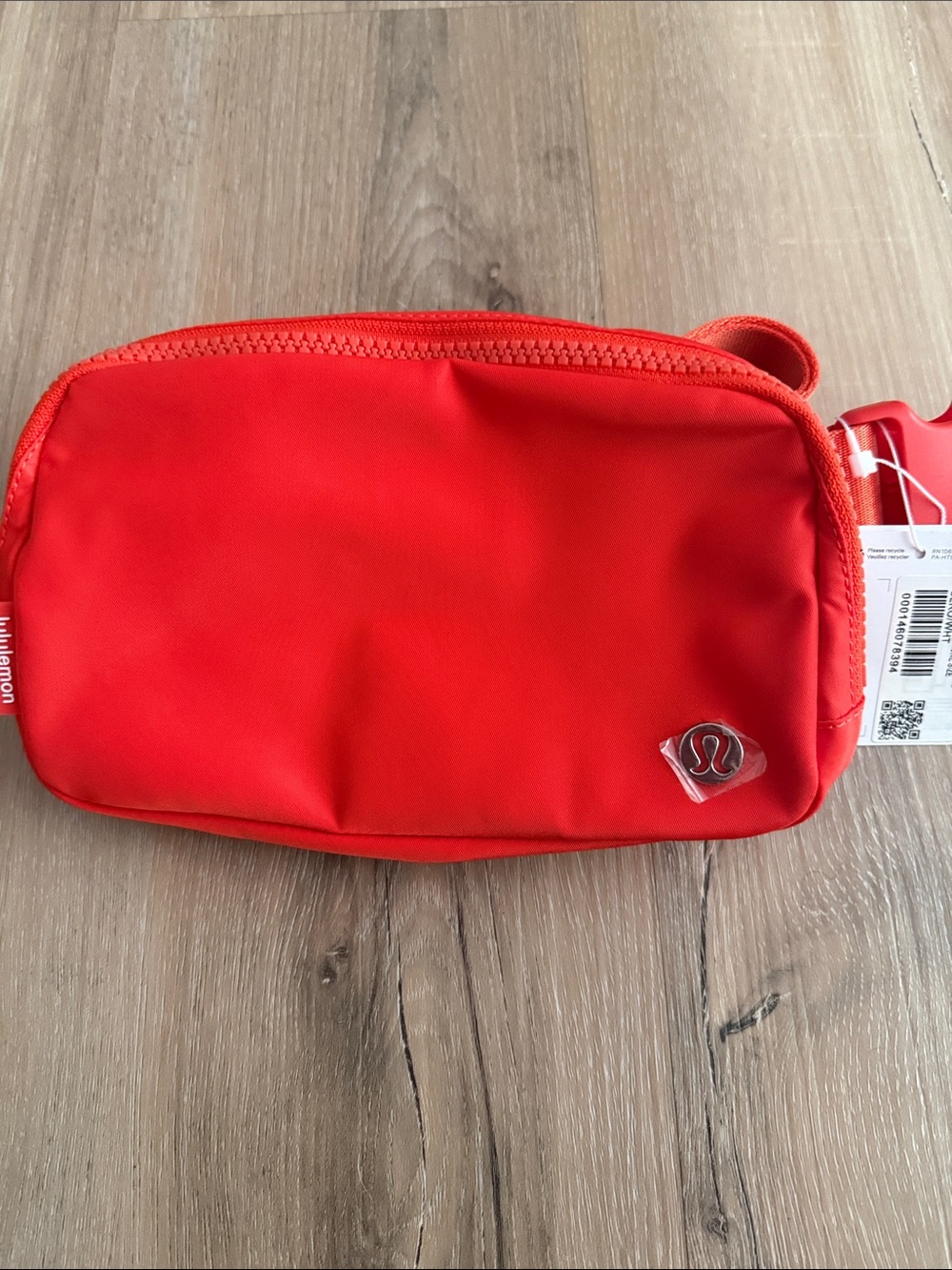 Lululemon belt bag NWT